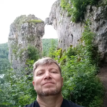 Aleksandr, 51Berlin, Germany 