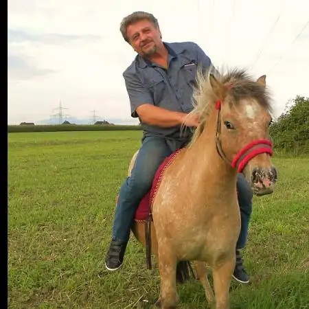 Nikolai, 65Dessau, Germany 