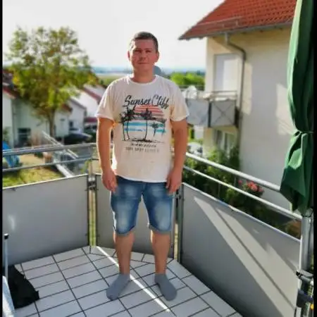 Max, 35  Regensburg, Germany