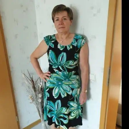 Maria, 57  Pirmasens, Germany