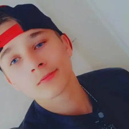 Ivan, 24Berlin, Germany 