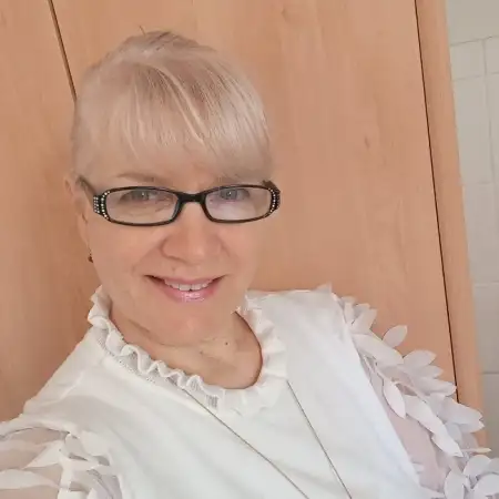 Natalya, 61  Bernau, Germany