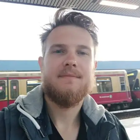 Pavel, 29  Berlin, Germany