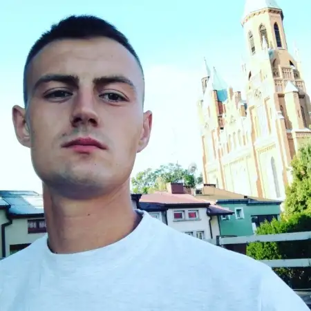 Yuri, 25  Freiberg, Germany