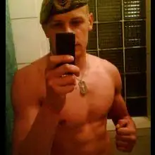 viktor, 36Australia 