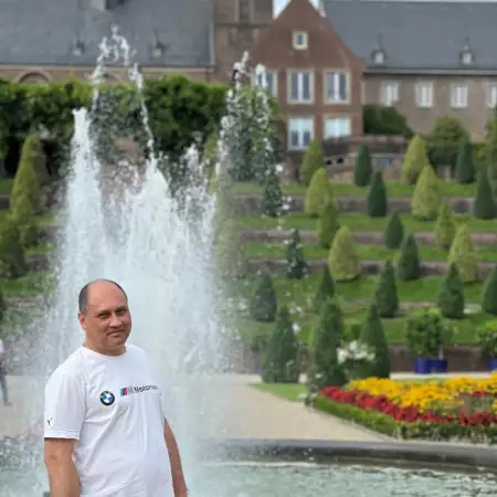 Aleks, 44Doisburg, Germany 