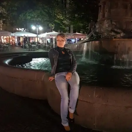 Olga, 40  Koblenz, Germany