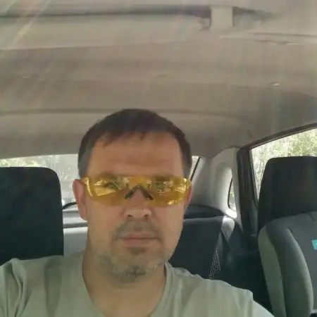 Petr, 47  Kazakhstan