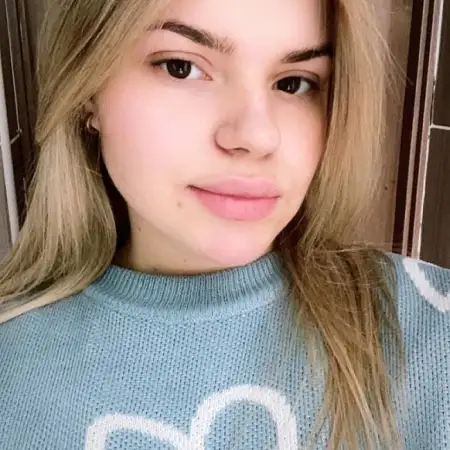 Valeriya, 22  Verona, Italy