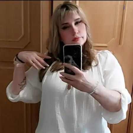 Tasha, 53Munich, Germany 