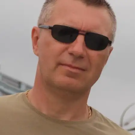 Ivan, 42  Russia