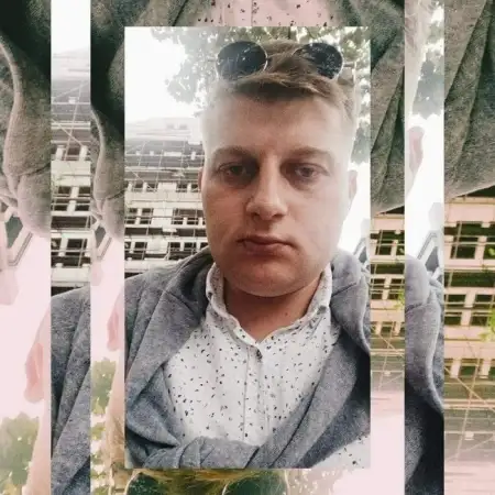 Aleksandr, 32  Moldova