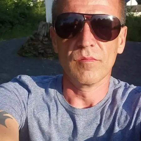 Andrei, 38  Berlin, Germany