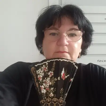 Irina, 58  Russia