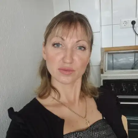 Lena, 37  Bielefeld, Germany