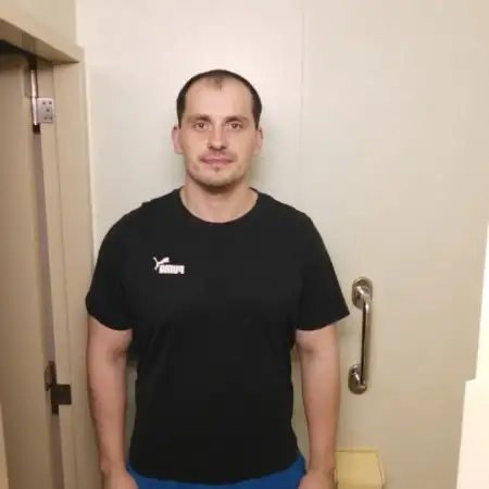 Vitaliy, 32Romania