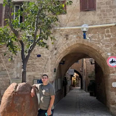 Roman, 30Israel