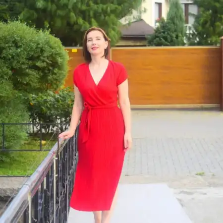Elena, 45Hanau, Germany 