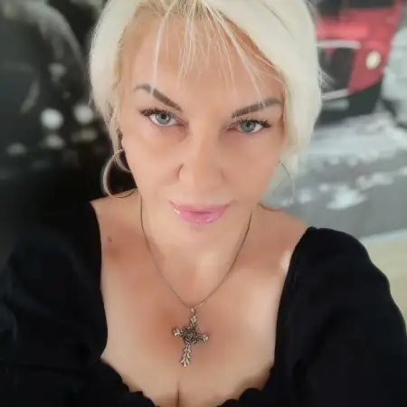 Anna, 49Hanover, Germany 