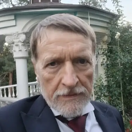 Gennadiy, 66 Hanover, Germany