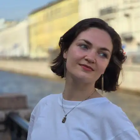 Larisa, 35Berlin, Germany 