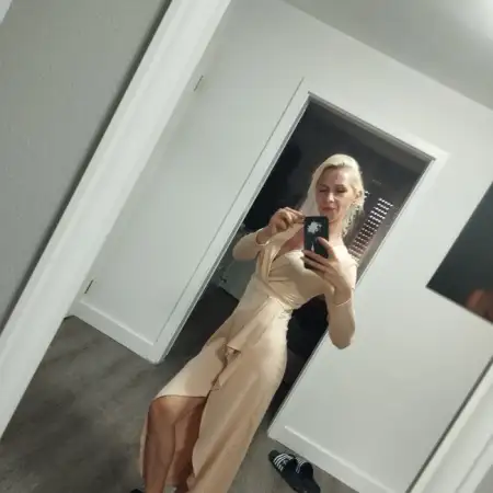 Kseniya, 37Ulm, Germany 