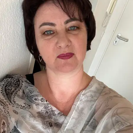 Alina, 51Munich, Germany 