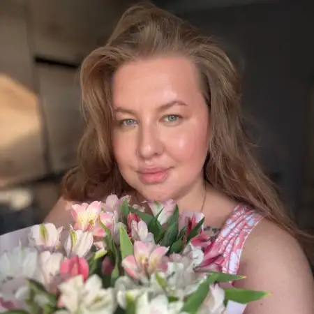 Julia, 32Mannheim, Germany 