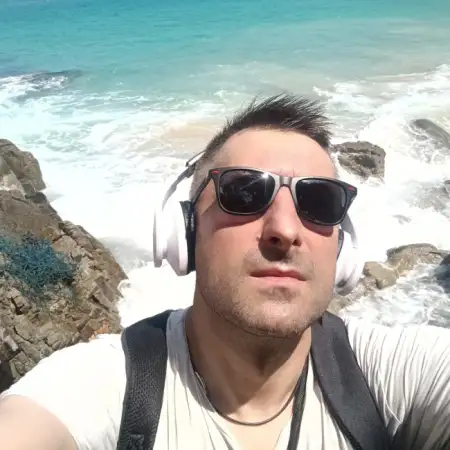 Dima, 39Sweden