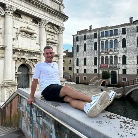 Oleg, 27USA