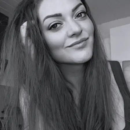 Amina, 33Koblenz, Germany