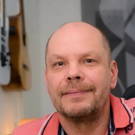 Andrey, 49USA 