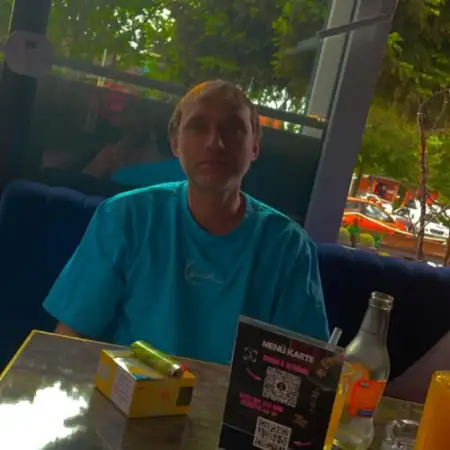 Mariyan, 46Hamburg, Germany 