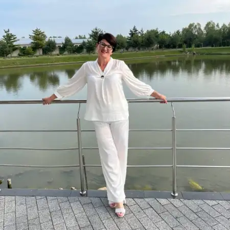 Lyudmila, 51Ukraine 