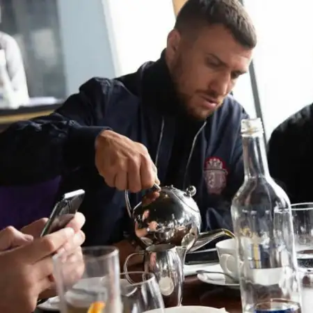 Sergo, 32 — UK