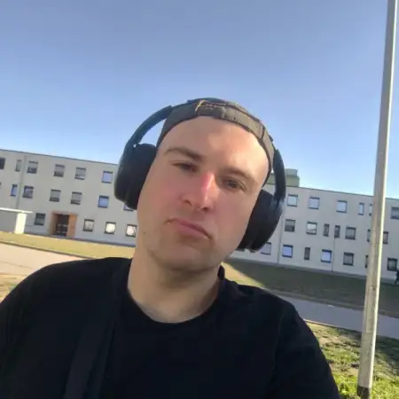 ARTUR, 35Berlin, Germany 