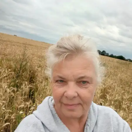 Ludmila, 59Neuwied, Germany 