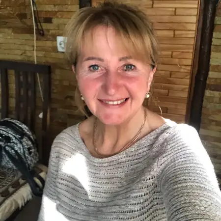 Larisa, 59Ukraine 