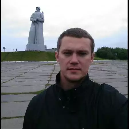 photo of Dmitriy. Link to photoalboum of Dmitriy