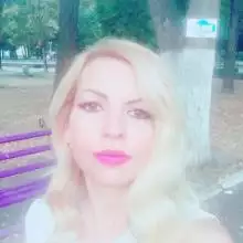 Liliya, 41  Canada