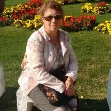 Anna, 58  Dusseldorf, Germany