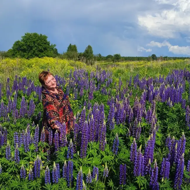 photo of Irina. Link to photoalboum of Irina