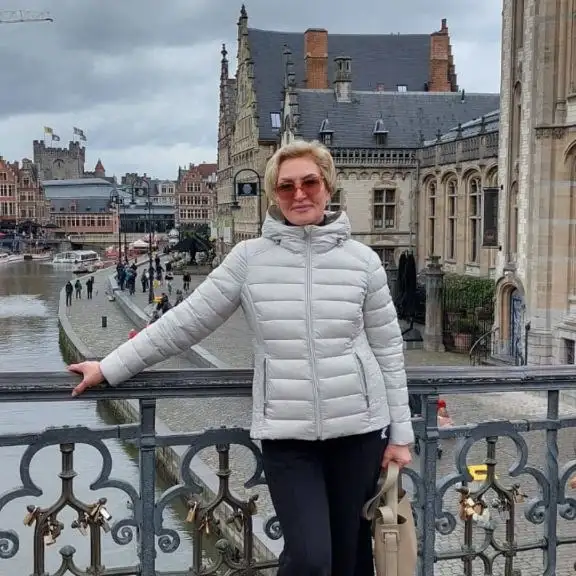 Natali, 55