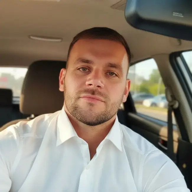 Anton, 39