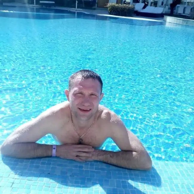 Ruslan, 51